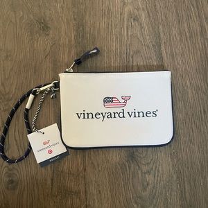 Vineyard Vines Wristlet NWT